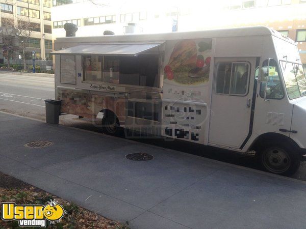 Chevy P30 Workhorse 27' Stepvan Catering and All-Purpose Food Truck