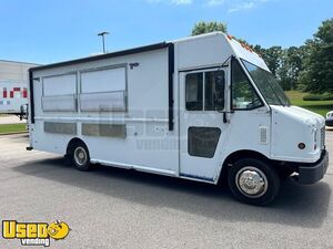 2008 Workhorse W42  22' StepVan Beverage / Drink / Coffee Truck