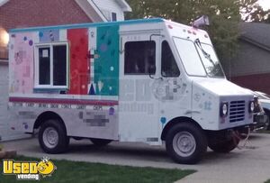 Used - Ford E-250 Step Van Mobile Dessert Unit - Ice Cream Truck