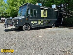Turnkey - 2006 Chevrolet Workhorse All-Purpose Food Truck  with Smoker & Porch