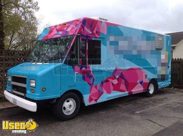 1999 - Chevy P-30 Food Truck