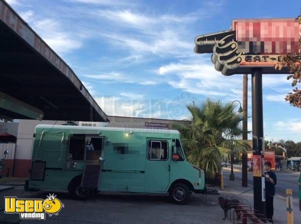 Chevy P30 Food Truck