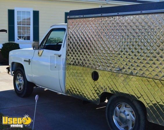 Very Reliable Refurbished Chevy Turnkey Ready Catering Canteen Lunch Food Truck