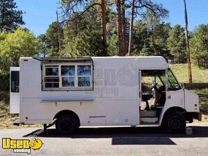 24' Freightliner MT45 Diesel Low Mileage Food Truck / Commercial Mobile Kitchen