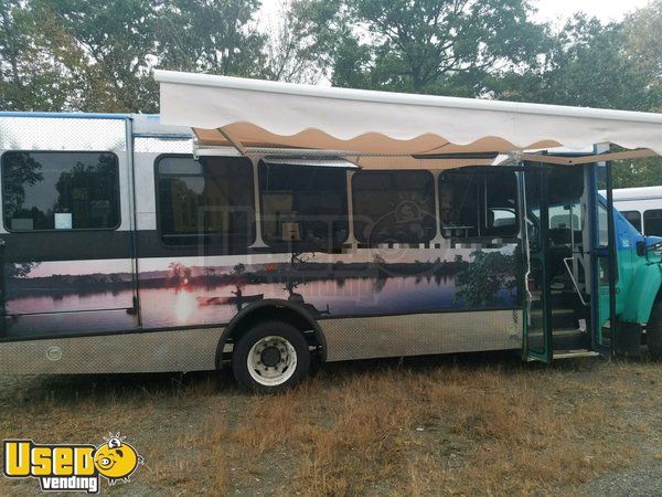 30' Chevy Mobile Kitchen Food Truck- NEW KITCHEN