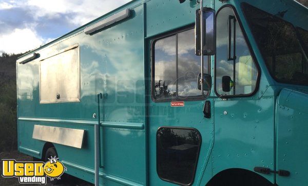Lightly Used 2009 18' Workhorse W62 Step Van Fully Loaded Mobile Kitchen Food Truck
