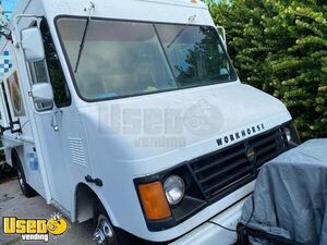 2000 Workhorse Step Van Food Truck with Lightly Used 2021 Kitchen Build-Out