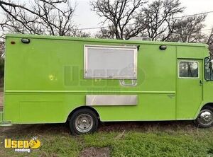 Like New - Grumman Olson All-Purpose Food Truck with Fire Suppression System