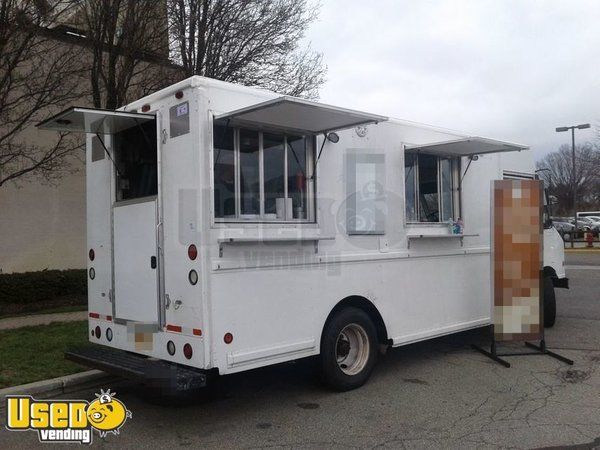 2017 Freightliner Food Truck