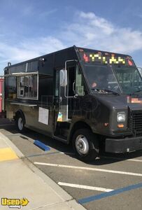 2005 24' Freightliner MT45 Chassis Diesel Food Truck with Pro-Fire Suppression