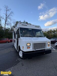 Fully Equipped 2009 Freightliner All-Purpose Food Truck with Pro Fire System