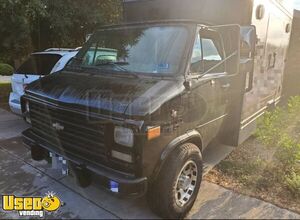 10' Chevrolet G30 Diesel Beverage Truck / Remodeled Mobile Drinks Unit