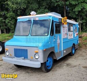 Rebuilt- GMC P30 Step Van Ice Cream Truck with 2019 Kitchen Build-Out