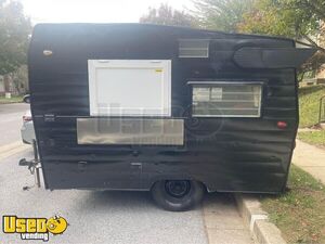 Vintage - 1968 6' x 9.5' Shasta Camper | Coffee Trailer