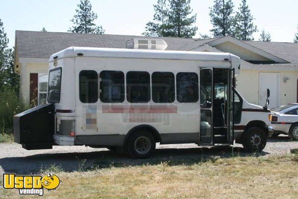 1996 - Ford E-350 Sandwich and Espresso Coffee Bus