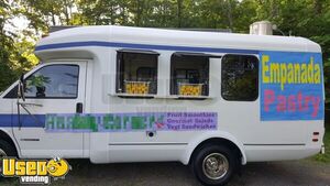 21' Chevrolet Express 3500 Mobile Kitchen Food Truck with Lift