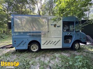 2004 Workhorse P42 Taco Food Truck / All Purpose Mobile Food Unit