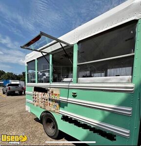 Versatile - Chevrolet 3500 Ice Cream Concession Truck Mobile Vending Unit