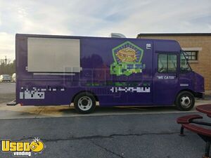 2006 - 26' Chevrolet Workhorse Mobile Kitchen Food Truck