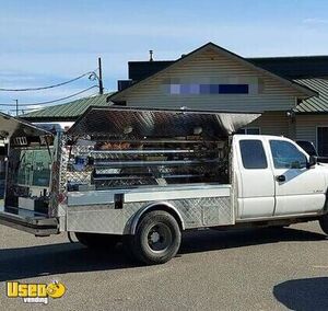 2007 GMC Lunch Serving/Canteen-Style Food Truck in Great Shape