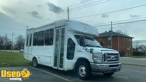 2014 Ford E-350 20' Street Food Truck / Ready to Roll Mobile Kitchen Unit