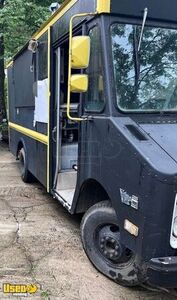 GMC P35 Step Van Mobile Kitchen Unit Food Vending Truck for General Use