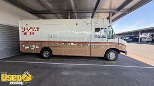 Loaded - 2016 28' Ford F59 All-Purpose Food Truck with Pro Fire System