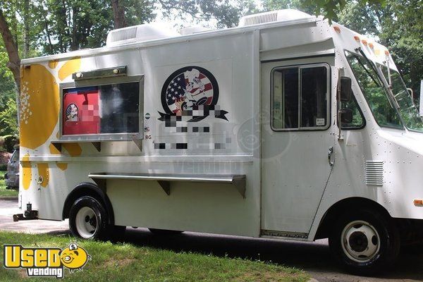 Utilimaster Step Van Food Truck / Used Kitchen on Wheels