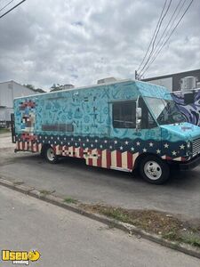 Clean - 2005  Diesel Workhorse Utilimaster All-Purpose Food Truck