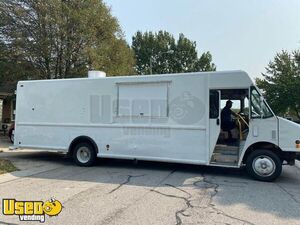 2006 Freightliner Step Van Kitchen Food Truck with Ansul Fire Suppression