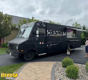 26' Chevrolet P30 All-Purpose Mobile Kitchen Food Truck