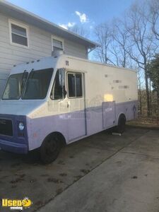 Ready to be Personalized Used GMC Grumman Step Van Food Truck for Sae