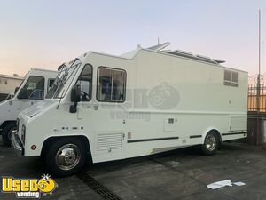 2002 Chevrolet All-Purpose Food Truck with HCD Insignia
