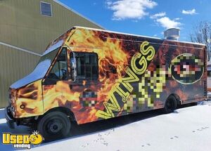 2002 Workhorse Kitchen Food Truck with All Brand New Equipment