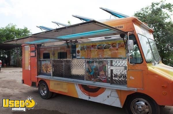 Chevy P30 WYSS Mobile Kitchen Food Truck