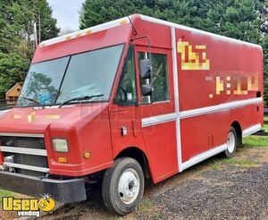 2001 Freightliner Diesel Step Van Food Truck / Mobile Kitchen