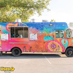 2000 - Workhorse All-Purpose Food Truck Mobile Kitchen Unit