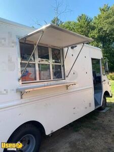 Chevrolet Grumman Commercial Mobile Kitchen Food Truck