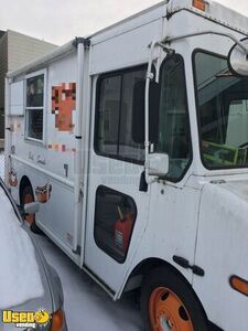 2005 Workhorse 16' P30 Diesel Step Van Food Truck Diesel with 87K Miles