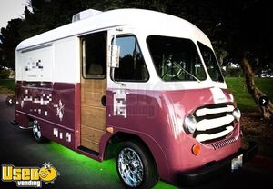 1963 - 20' P100 Vintage Restored Chevy Wine Shop on Wheels /Beverage Truck