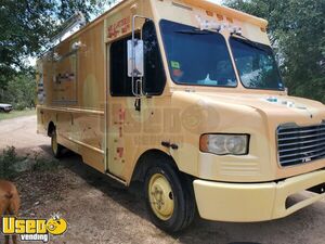 Well Maintained 2009 MT 45-Freightliner Diesel Automatic Step Van Kitchen Food Truck