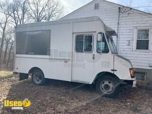 Used 19' GMC P-3500 Step Van Mobile Street Food Truck