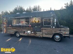 Turnkey - 2003 27' Workhorse P42 Diesel Food Truck with Pro-Fire Suppression