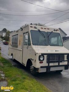 Diesel 27' Chevrolet Step Van Mobile Kitchen Food Truck-Works Great