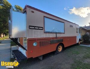 Well-Equipped Chevrolet P30 Step Van Kitchen Food Truck with Pro-Fire