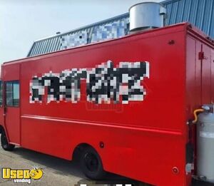 2000 22' Chevrolet P30 Grumman Olson Food Truck w/ 2023 Kitchen