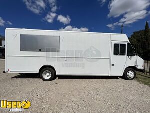 Fully Loaded 2021 20   Ford F59 All-Purpose Food Truck | Mobile Food Unit