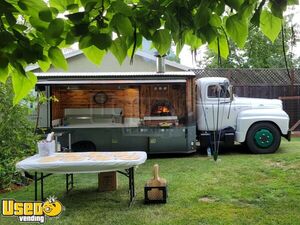 Turnkey - Vintage 1952 24' International Harvester Wood-Fired Pizza Food Truck