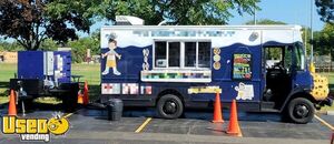 2006 31' Fresh Baked Cookies & Soft Serve Ice Cream Truck with Inventory & Merch