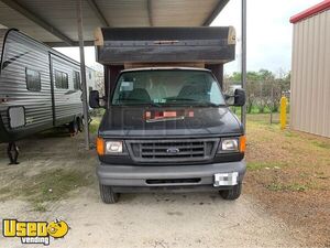 2006 Ford E350 Kitchen Food Truck with TWO Pro Fire Suppression Systems